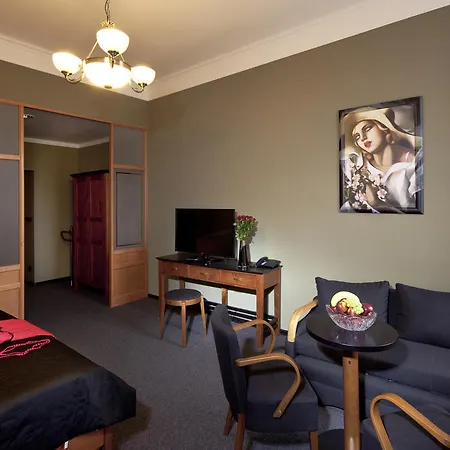 Havel ריכנוב נאד קנז'נו